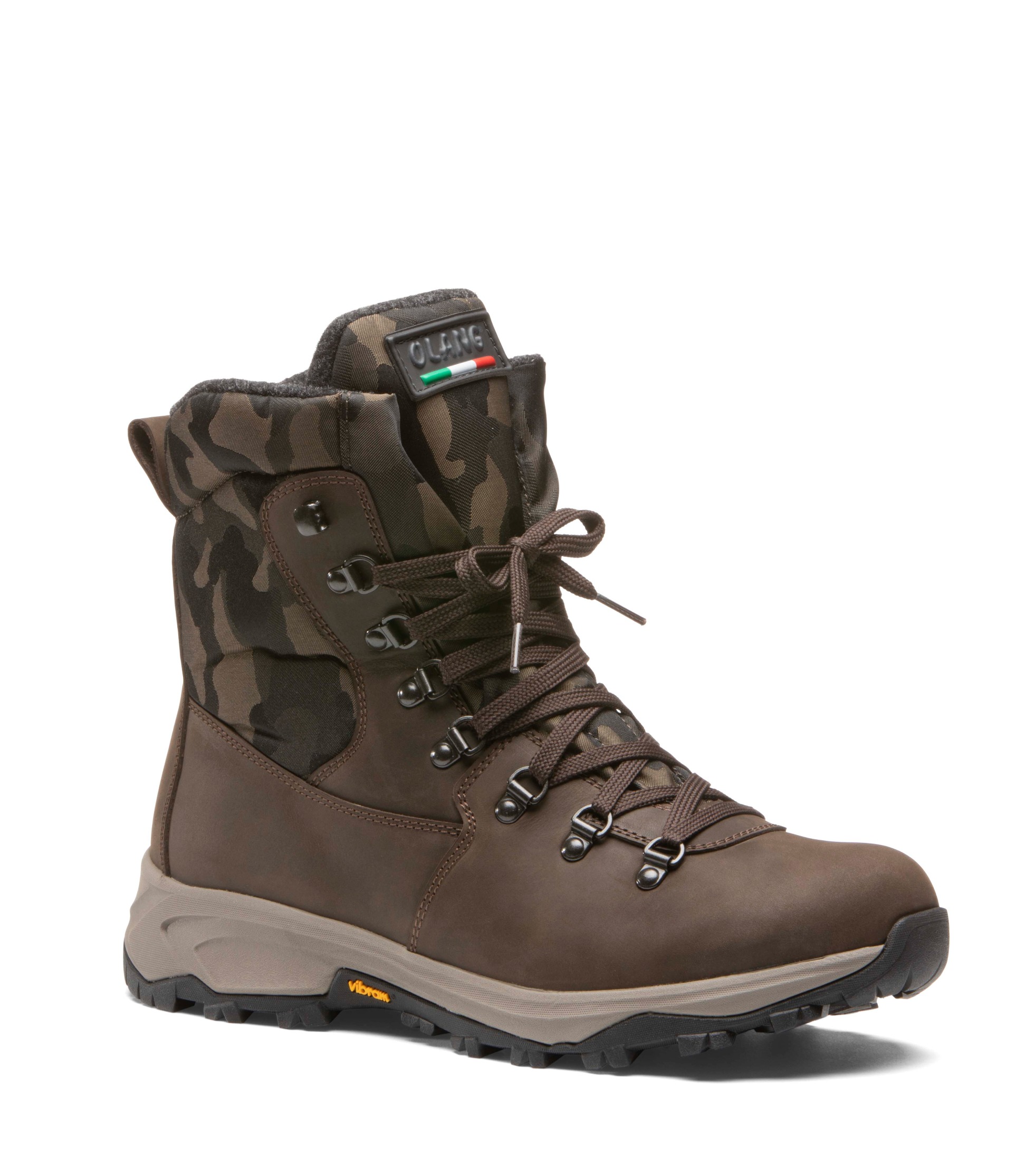  Shoes  and Footwear for winter trekking and outdoor Olang